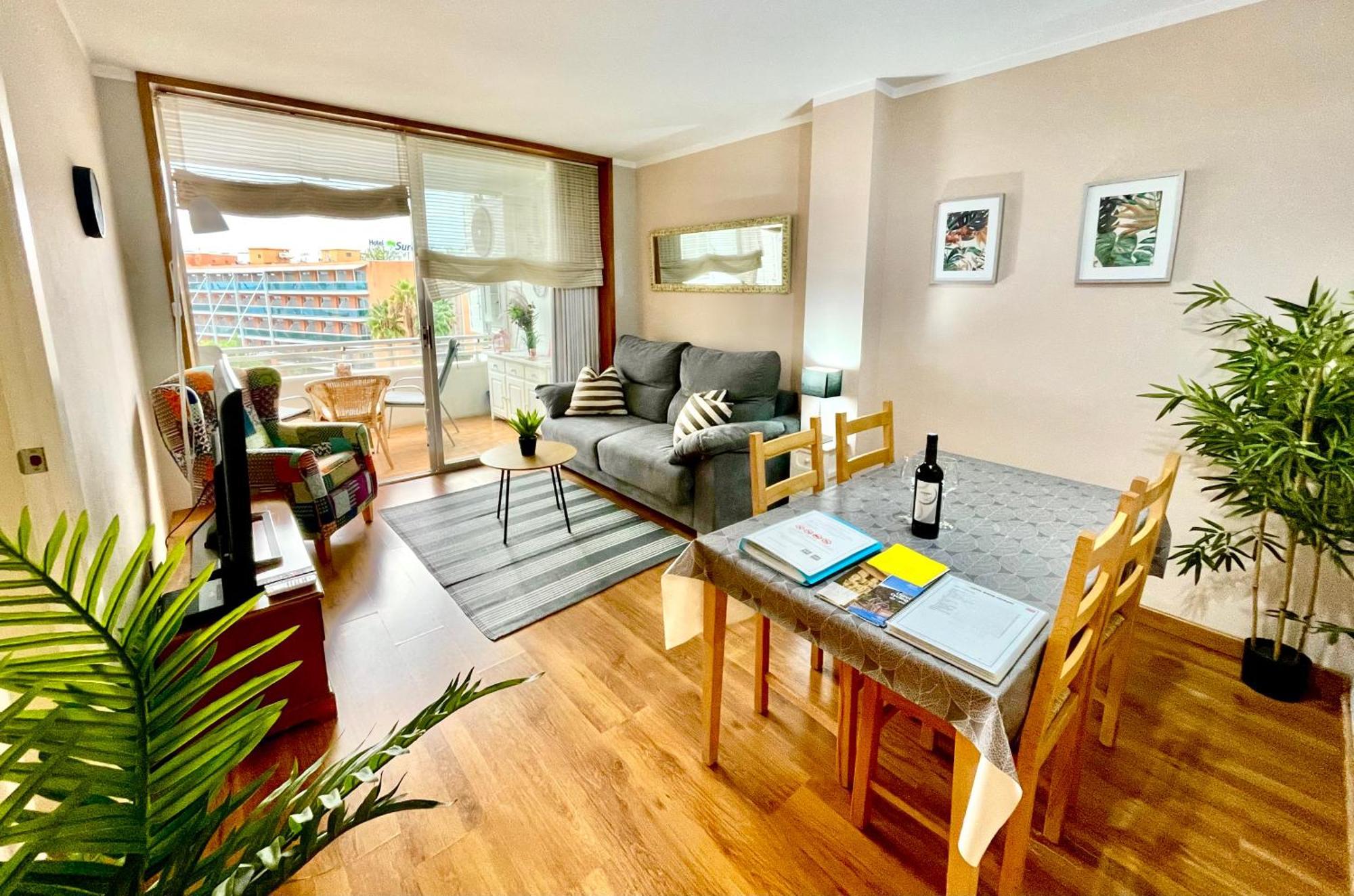 Seahomes Vacations, La Mer Bleue, Beach&Pool, Pk, Full Equipped In Fenals Beach Lloret de Mar Exteriér fotografie