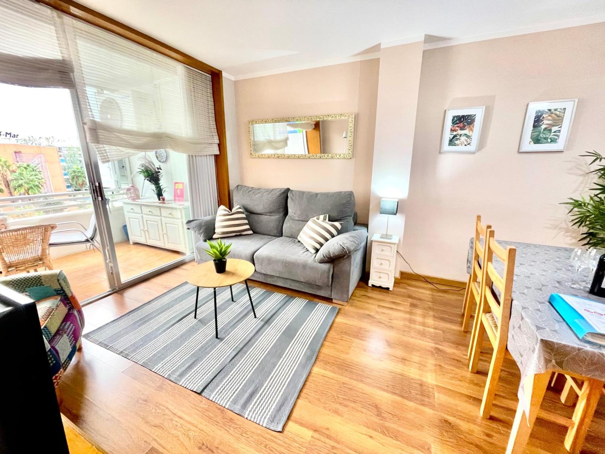 Seahomes Vacations, La Mer Bleue, Beach&Pool, Pk, Full Equipped In Fenals Beach Lloret de Mar Exteriér fotografie